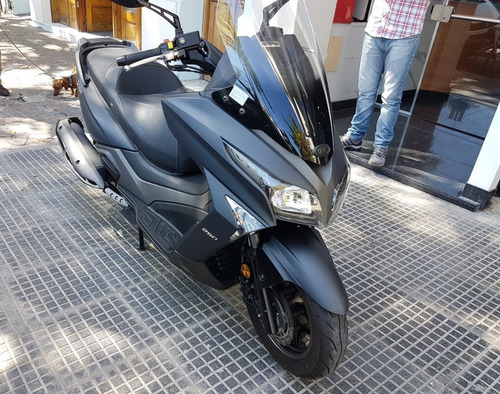Kymco Xtown 250 Negro Mate