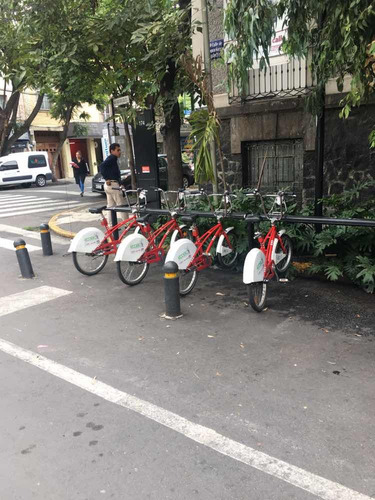 Imagen 7 de 9 de Atrás Metro San Cosme Recámara Amueblada Individual