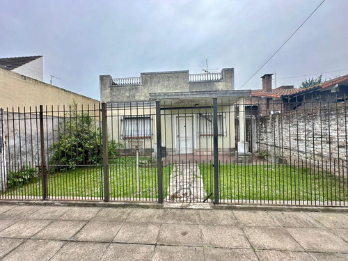 Venta Casa A Reciclar 3 Amb C/jardin En Padua Sur