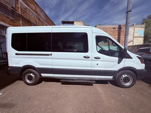 Ford Transit 3.8 Gasolina Van At