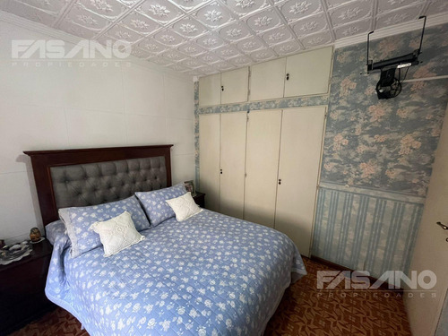 Casa En Lote Propio En Venta - Chilavert