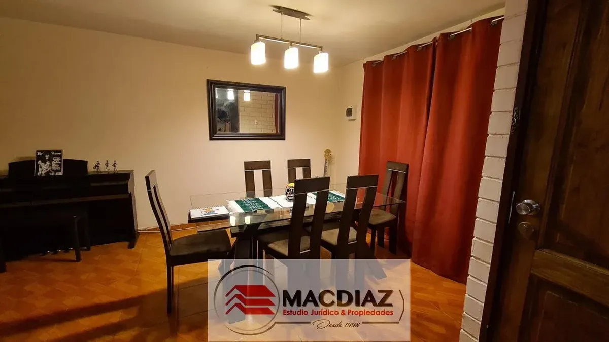 Imagen 3 de 14 de Amplio Depto En Primer Piso Con Patio Privado Y Estacionamie