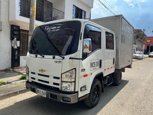 Chevrolet Nhr 3.0 TD doble cabina