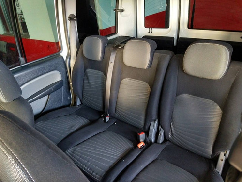 Imagem 11 de 11 de Fiat Doblò 1.8 Mpi Essence 16v Flex 4p Manual