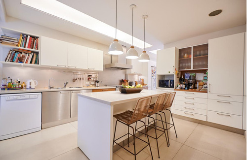 Venta - Casa 8 Ambientes - Vicente López