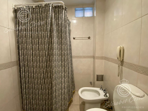Imagen 11 de 30 de Casa - Lanús Este - Con Fondo Libre Y Pileta Climatizada !