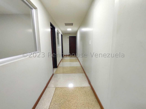 Imagen 3 de 30 de Oficina En En Venta En El Centro De Barquisimeto, Lara _ Monica Carrasquel 0424/556.57.59#