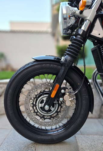 Royal Enfield Interceptor Special Colorway