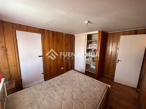 Casa En Venta De 4 Dorm. Rol Propio A 2 Cuadras De La Playa
