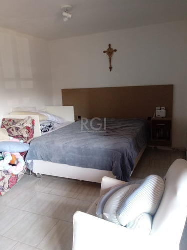 Casa Em Hípica Com 3 Dormitórios - Lu431333