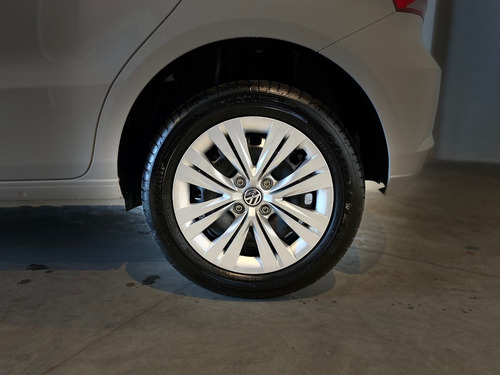 Imagen 10 de 14 de Volkswagen Gol Trend Trendline 1.6 101 Cv Vehiculosdeloeste