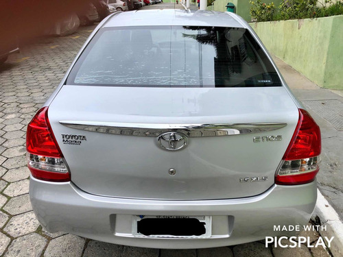 Toyota Etios Sedan Xls 1.5 16v Flex 2013