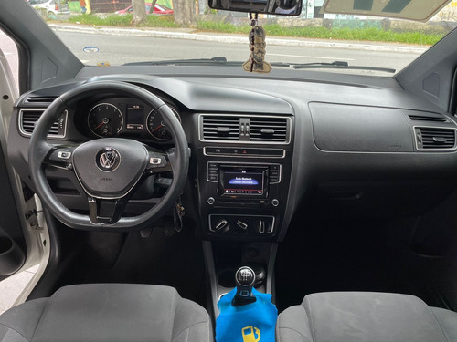 Volkswagen Fox 1.6 Run Total Flex 5p