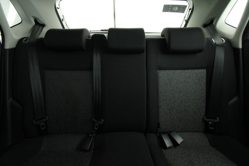 Volkswagen Polo 1.6 Comfortline Plus Mt