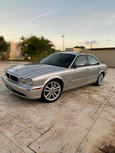 Jaguar XJ XJR v8 súper cargado