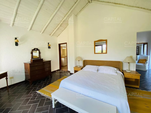 Venta Casa En El Chorro - 5 Dorm.