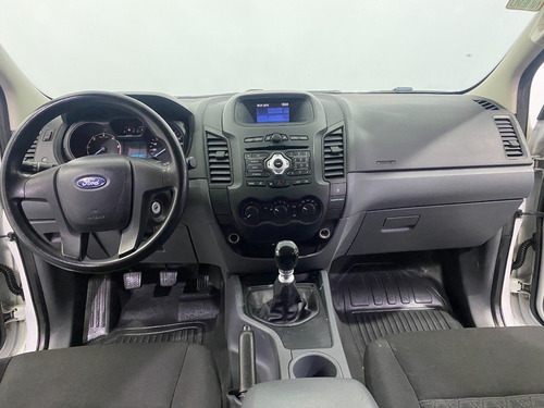 Imagen 10 de 12 de Ford Ranger 2.2 Tdi Dc 4x2 Xl Safety Mt 2016-imolaautos
