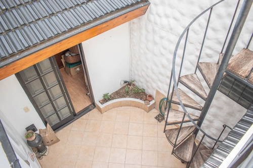 Ph En Venta 7 Ambientes En Monte Castro