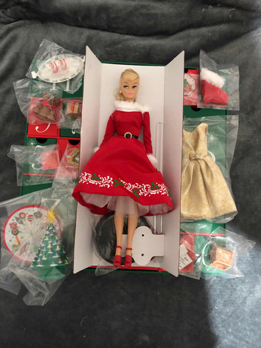 Barbie Top Módel Basics Vintage Navidad 12 Regalos Holidays