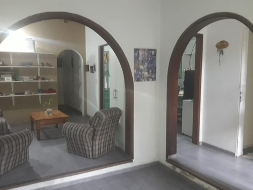 Imagen 8 de 24 de Casa - Castelar