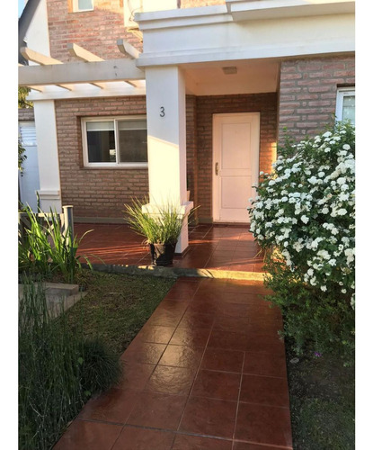 Venta Casa 3 Dormitorios En Country Ayres Del Golf Ciudad De San Francisco