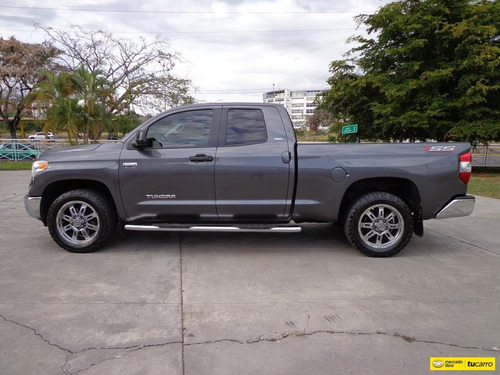 Toyota Tundra Pick-up Automático