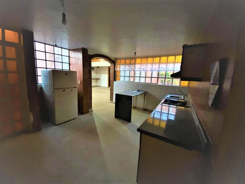 Imagen 5 de 14 de Amplia Casa 1 Planta Con Departamento Extra Prados Sur, Ags.