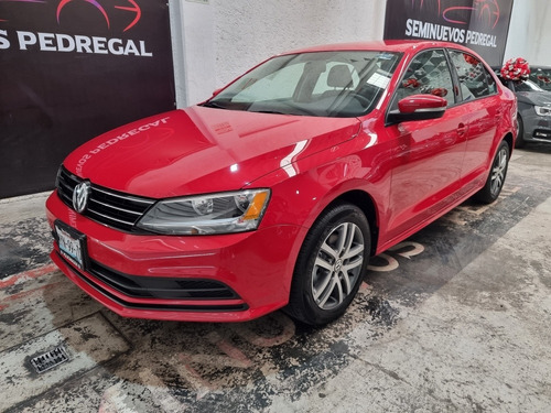 Imagen 1 de 14 de Volkswagen Jetta 2016 2.5 Trendline At