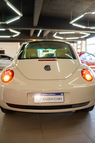 Volkswagen New Beetle 2.0 Luxury