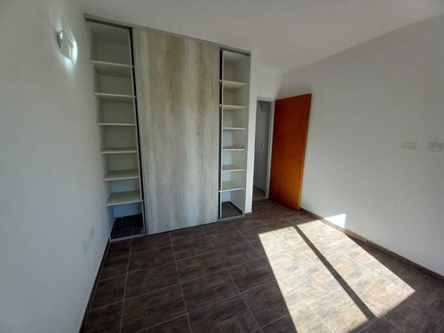 Departamento En Venta En Berazategui, G.b.a. Zona Sur, Argentina