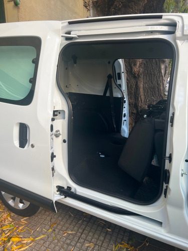 Imagen 5 de 6 de Alquilamos Camionetas, 4x4 Y 4x2 Solo Empresas