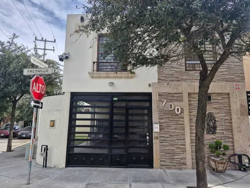 Casa En Venta Esquina Con Terreno Excedente, Mitras Pte Sec Jerez, Garcia