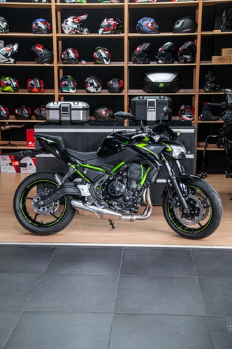 Imagen 4 de 25 de Kawasaki Z650 Z 650 Abs Lidermoto Línea 2023 !