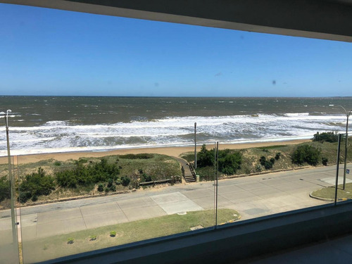 Imagen 14 de 29 de Punta Del Este, Pent House Duplex , 4 Dormitorios, Gge X2, Vista Al Mar, Amenities , Nuevo !!