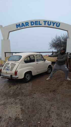 Fiat 600 / Muy Bueno /titular