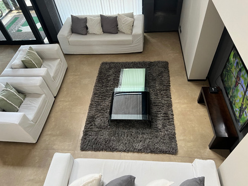 Exclusivo Depto En Venta En Carpinchos De Otamendi Luxury Residencial
