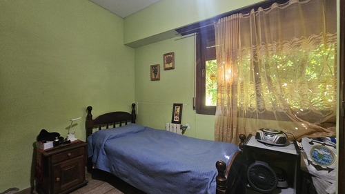 Venta - Chalet Siete Ambientes Con Piscina Y Parque Perimetral - Santa Monica