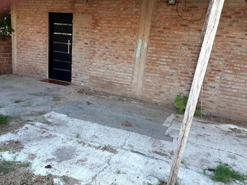 Imagen 3 de 12 de Lote De 10 X 40 C/losa De 200 M2 Y 2 Casas.precio Retasado.!