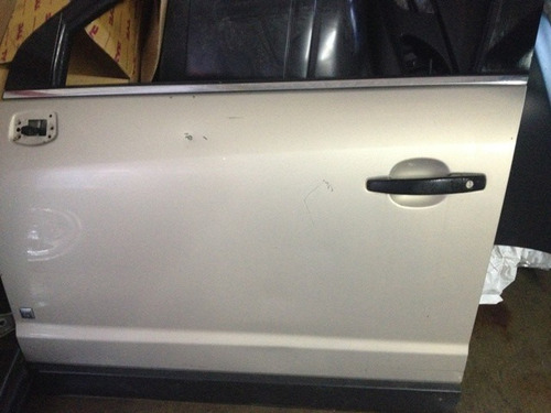 Puerta Delantera Izquierda Chevrolet Captiva 2009