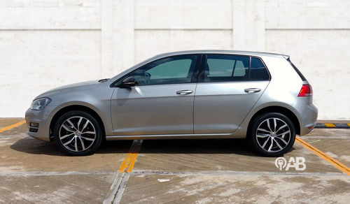 Imagen 3 de 10 de Volkswagen Golf 2017 1.4 Highline Dsg At