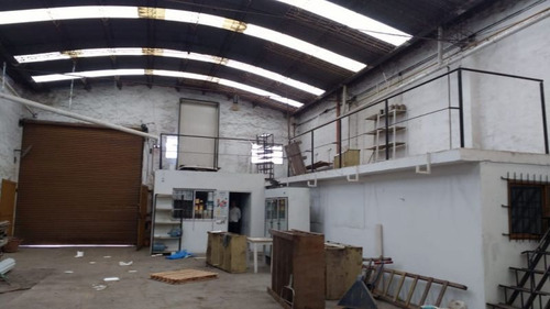 Imagen 4 de 10 de Galpon En Venta En José C Paz