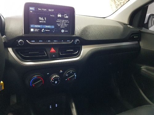 Imagem 10 de 14 de Hyundai Hb20 Hb20 1.0 Vision Manual Flex