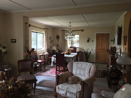 Casa En Olmue, 2d 1b, 100/2000m2 + Cabaña 24m2