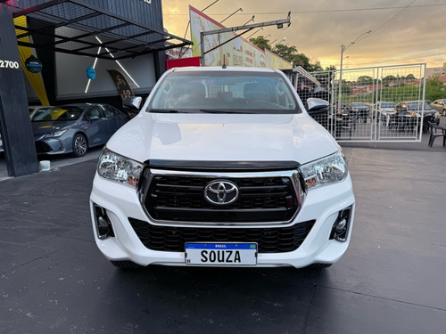 Toyota Picape Cabine Dupla Toyota Hilux Cabine Dupla 2.7 SR CD 4x2 (Flex) (Aut)