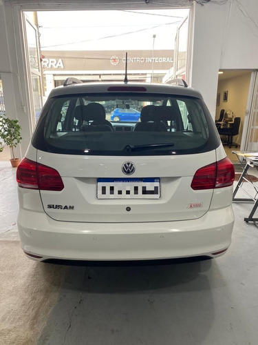Imagen 6 de 11 de Volkswagen Suran 1.6 Trendline 2016