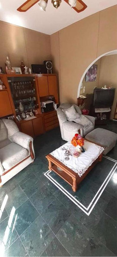 Casa En Venta - 2 Dormitorios 2 Baños 1 Cochera - 250mts2 - Villa Bosch