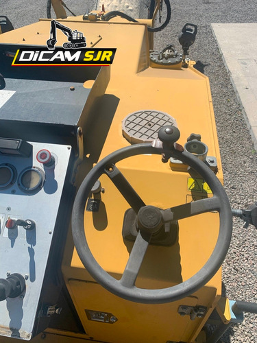 Imagen 8 de 10 de Perfiladora Marca Caterpillar Modelo Pm200 Año 2011