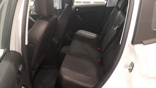 Imagen 9 de 19 de Peugeot 2008 Feline Tip