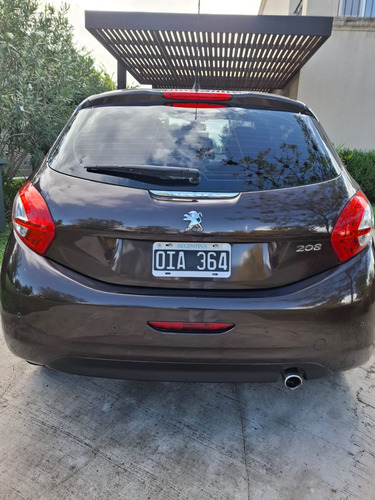 Peugeot 208 1.6 Feline