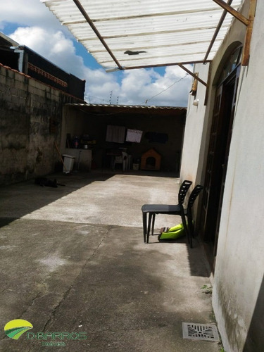 Hipica Pinheiros - Taubate - Sobrado - 4 Dorms - Sendo 1 Suite - 3 Salas - 3 Banheiros - 6 Vgs - Terreno 282mta - A.c.232mts - 6002 - 34496860